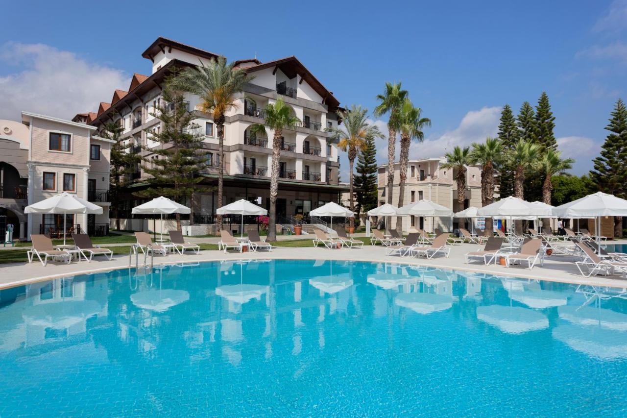 Hotel FUN&SUN Life Side Kızılot Exterior foto