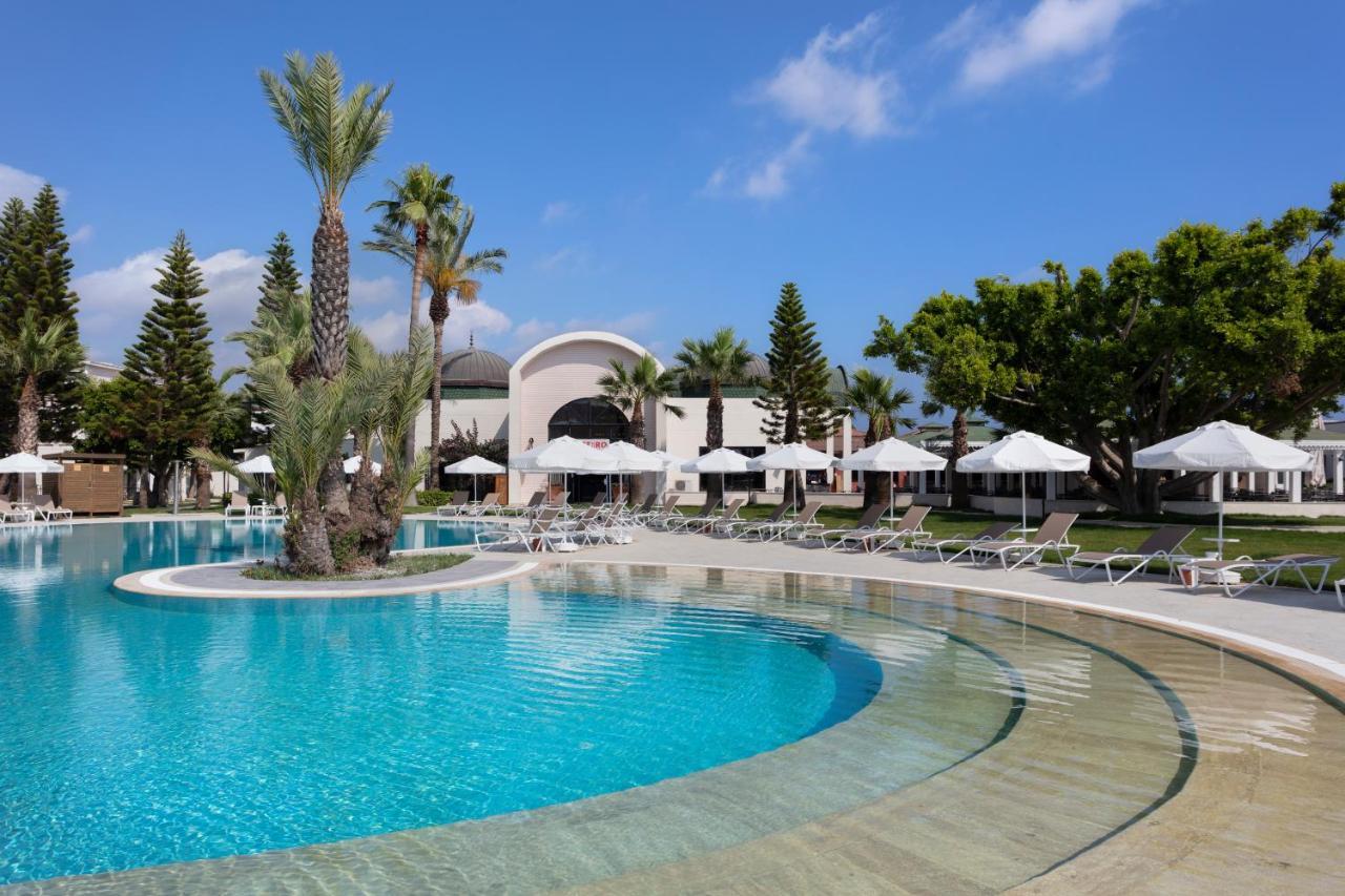Hotel FUN&SUN Life Side Kızılot Exterior foto