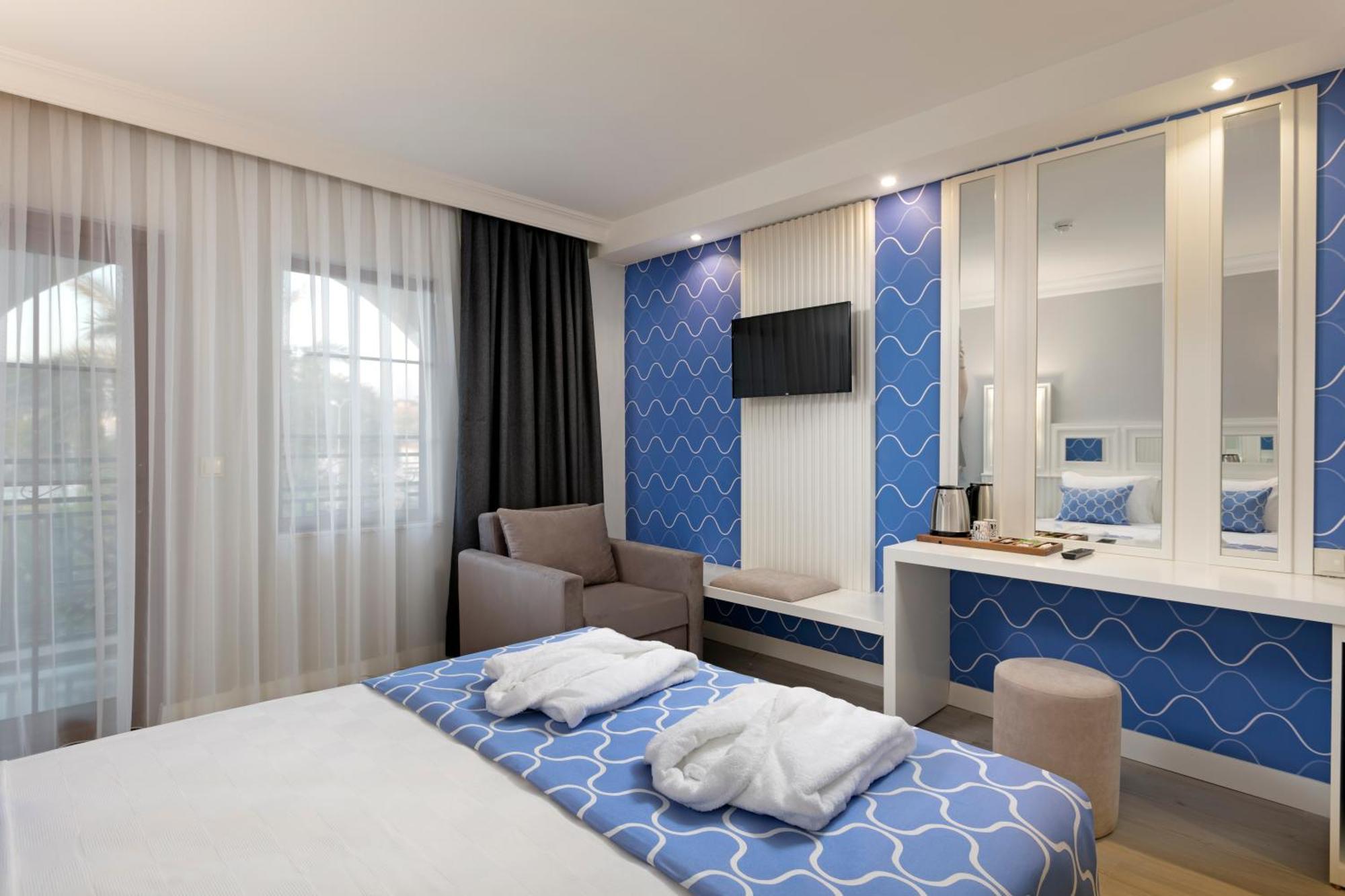 Hotel FUN&SUN Life Side Kızılot Zimmer foto
